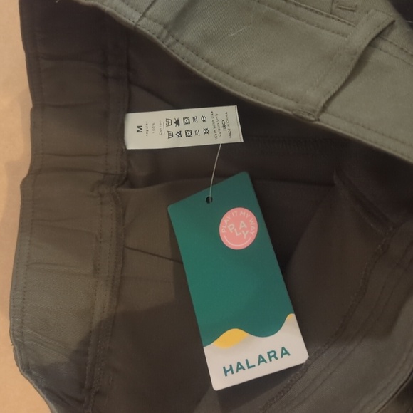 NWT! HIGH-WAISTED CARGO MINI SKIRT - Picture 2 of 2